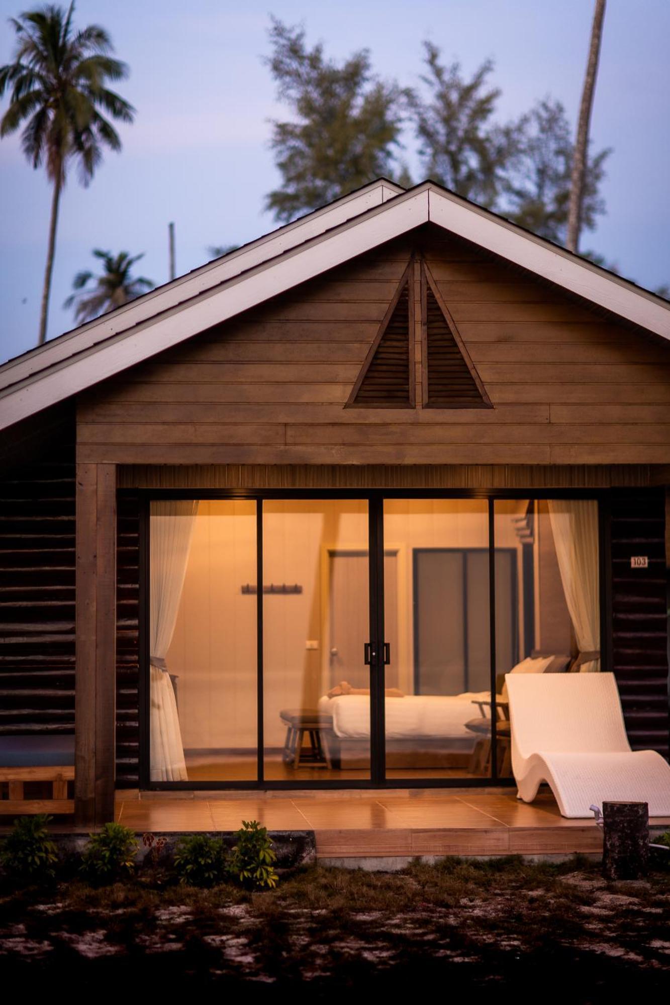 Hotel Seacret Kohkood เกาะกูด Ban Lak Uan Esterno foto